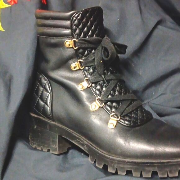 Karl Lagerfeld Paris "Pervot" Combat Fashion Leather Boots 9 - Picture 5 of 11